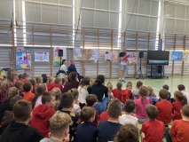 584561534_122213050454099190_2847011931920925164_n